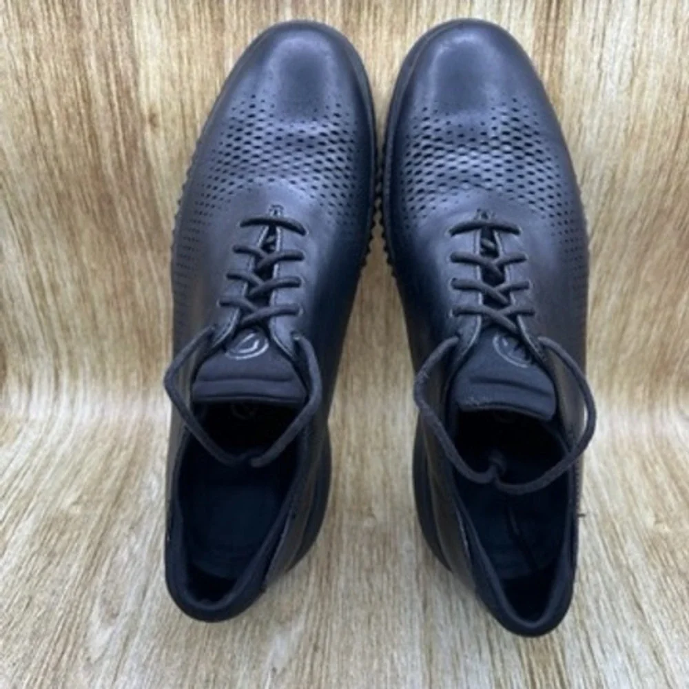 Cole Haan 2.Zerogrand Men's Size 9 W Laser Lined Black Oxford Leather C23832